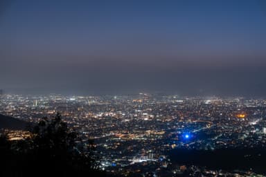 #大文字山
#マジックアワー #magichour
#a7iv #sigma50mmf14art #sigma50mmart #50mm #fullframe
黄砂も少しある感じ