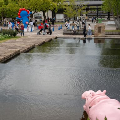 Camera: Sony α7IV
Lens: SIGMA ART 35mm F1.4 DG II
ちょうどいい画角

#万博記念公園 #expo70
#ローズフェスタ #ミャクミャク
#a7m4 #sigma35mmart #35mm #fullframe